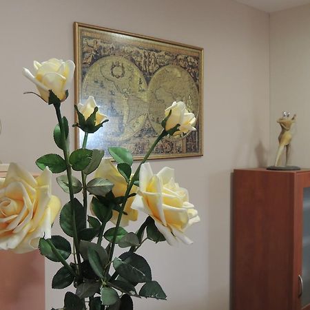 Miami Studios Loutra Aidhipsou Exteriör bild
